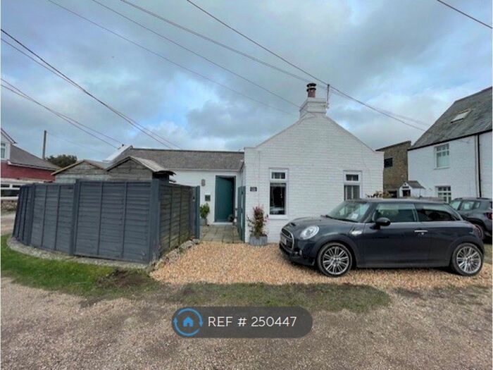 1 Bedroom Bungalow To Rent In Rye Harbour, Rye, TN31