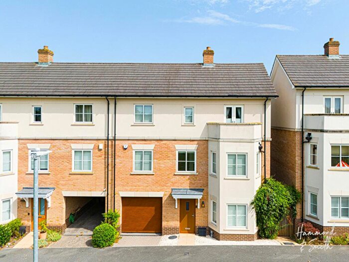 4 Bedroom Semi-Detached House For Sale In Buckingham Road, Epping, CM16