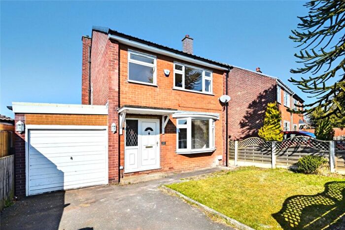 3 Bedroom Detached House To Rent In Eastfield Crescent, Woodlesford, Leeds, LS26