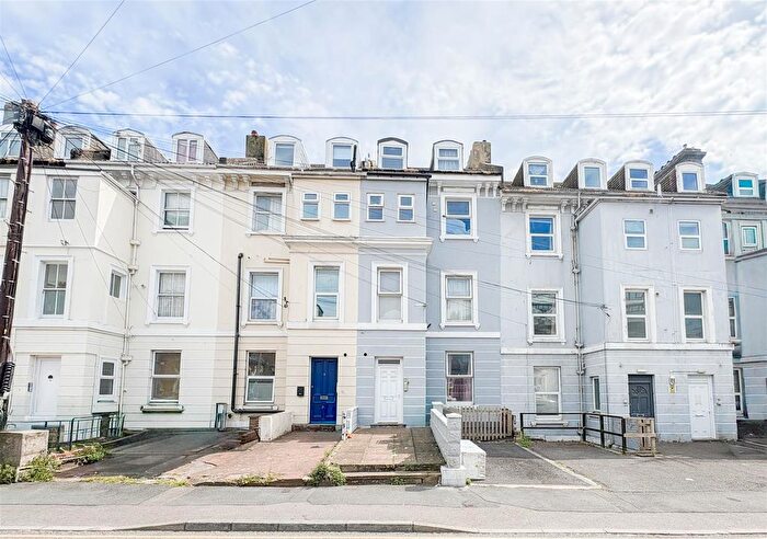 2 Bedroom Flat To Rent In Devonshire Road, Hastings, TN34