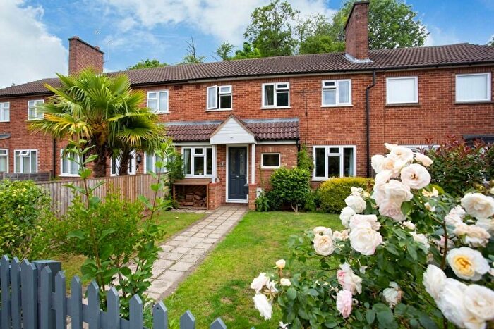 3 Bedroom Terraced House For Sale In Elizabeth Avenue, Amersham, HP6