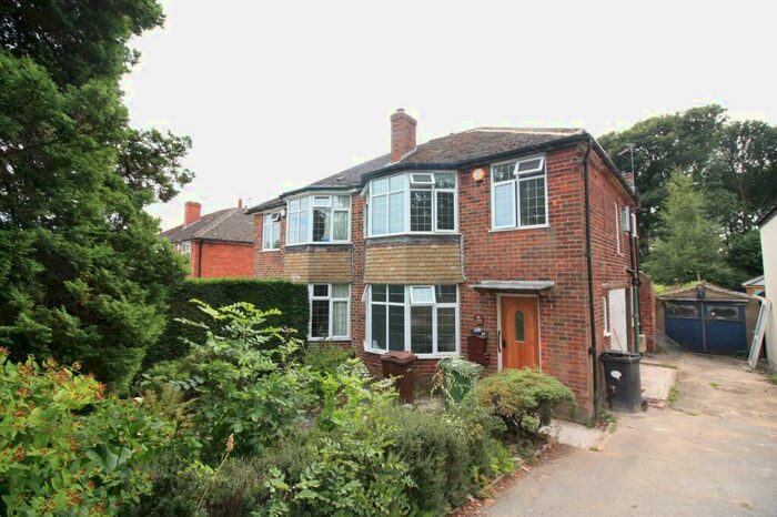 3 Bedroom Semi-Detached House To Rent In The Valley, Leeds, West Yorkshire, LS17
