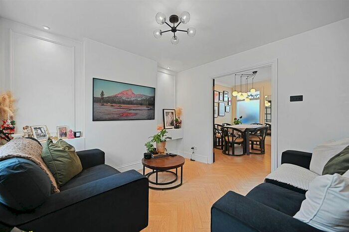 2 Bedroom End Of Terrace House To Rent In Harold Road, Sutton, SM1