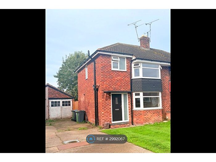 3 Bedroom Semi-detached House To Rent In Oldfield Crescent, Chester, CH4