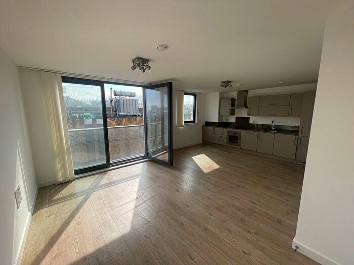 2 Bedroom Flat To Rent In Verney Road, London, SE16