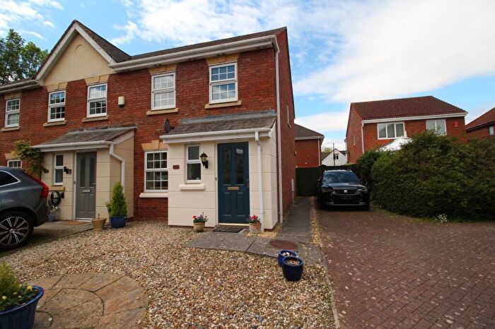 3 Bedroom Semi Detached House For Sale In Miles Close, Pill, Bristol, BS20