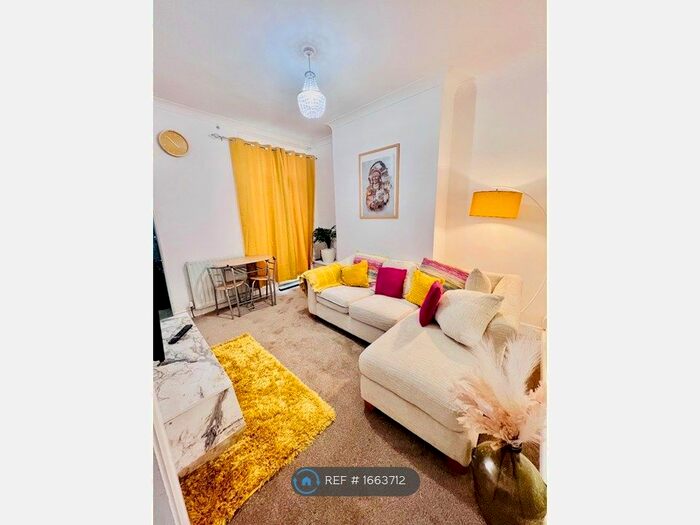 3 Bedroom Terraced House To Rent In Haymore Street, Middlesbrough, TS5