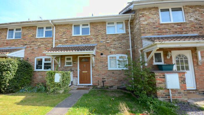 3 Bedroom Terraced House To Rent In Wheelers Hill, Hook, RG27