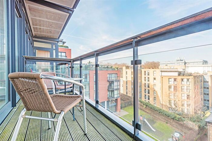 1 Bedroom Flat To Rent In Hepworth Court, Grosvenor Waterside, Gatliff Road, London, SW1W