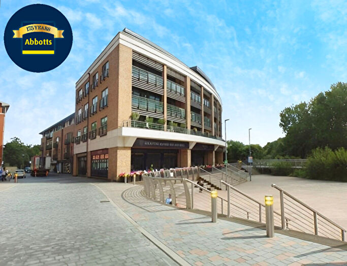 1 Bedroom Apartment To Rent In B O N D S T R E E T, CM1