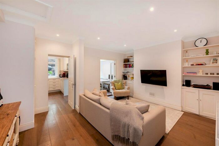 1 Bedroom Flat To Rent In Chesterton Road, London, W10