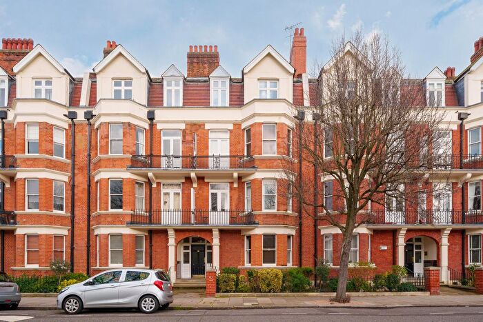 2 Bedroom Flat For Sale In Delaware Mansions, Maida Vale, London, W9