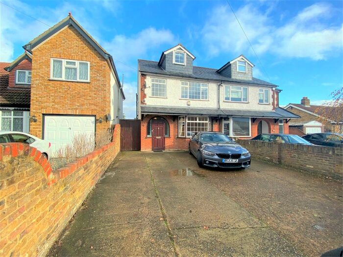 4 Bedroom Semi-Detached House To Rent In Harlington Road, Uxbridge, Middlesex, UB8
