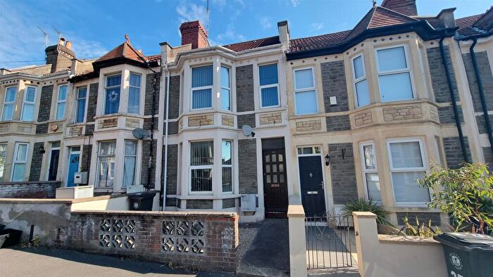 4 Bedroom House To Rent In Douglas Road, Horfield, Bristol, BS7