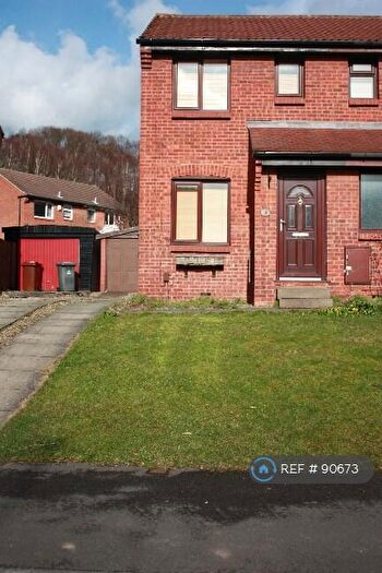 1 Bedroom Semi Detached House To Rent In Abbeydale Garth, Leeds, LS5