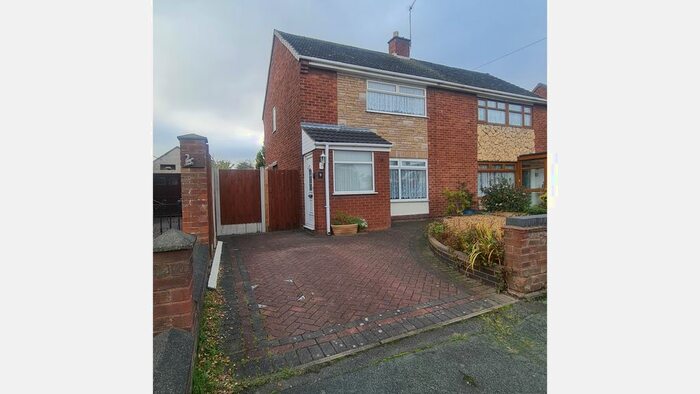 2 Bedroom Property To Rent In Gerrard Road, Willenhall, WV13