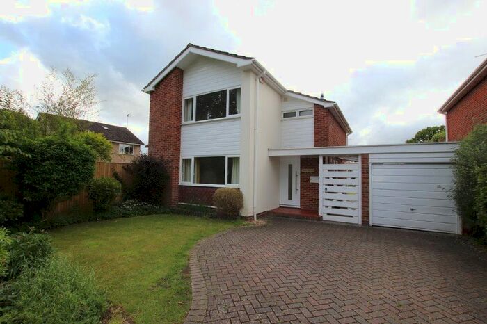 3 Bedroom Property To Rent In Sulham Lane, Pangbourne, Reading, RG8