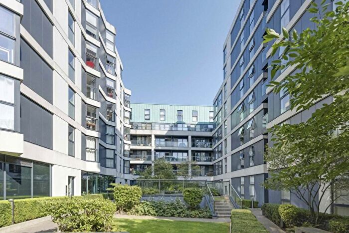 1 Bedroom Flat To Rent In Dance Square, Pear Tree Street, EC1V