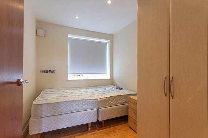 2 Bedroom Apartment To Rent In High Quay, Newcastle Upon Tyne, NE1