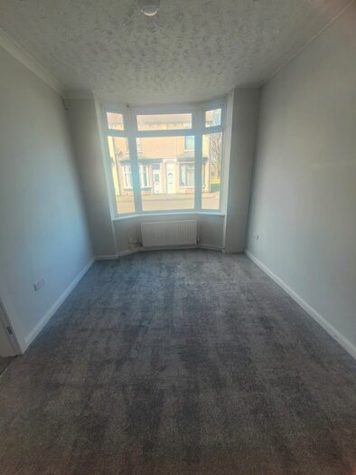 3 Bedroom End Of Terrace House To Rent In Henry Street, Middlesbrough, TS3