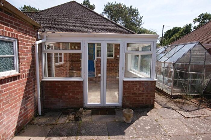 3 Bedroom Bungalow For Sale In Highfield Road, Corfe Mullen, Wimborne, Dorset, BH21 - Photo 10