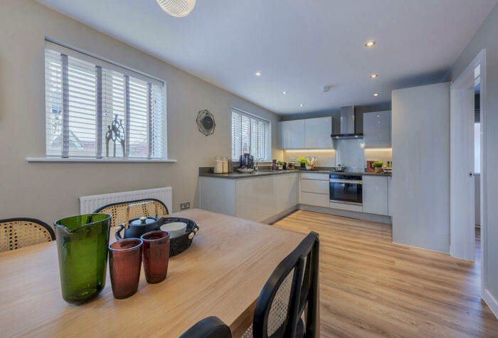 5 Bedroom Detached House For Sale In Daffodil Drive Robroyston Glasgow, G33