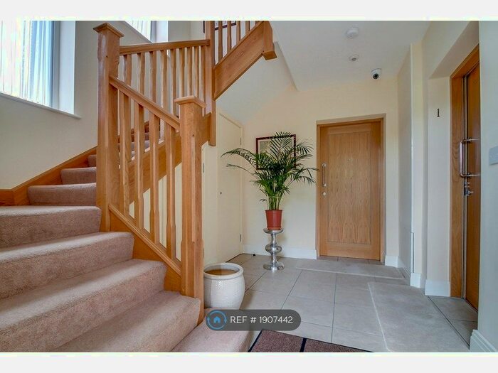 1 Bedroom Flat To Rent In Rail Lodge, Northwood, HA6