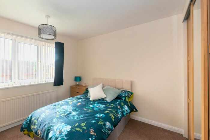 3 Bedroom Semi-Detached House For Sale In Wavell Street, Selby, YO8
