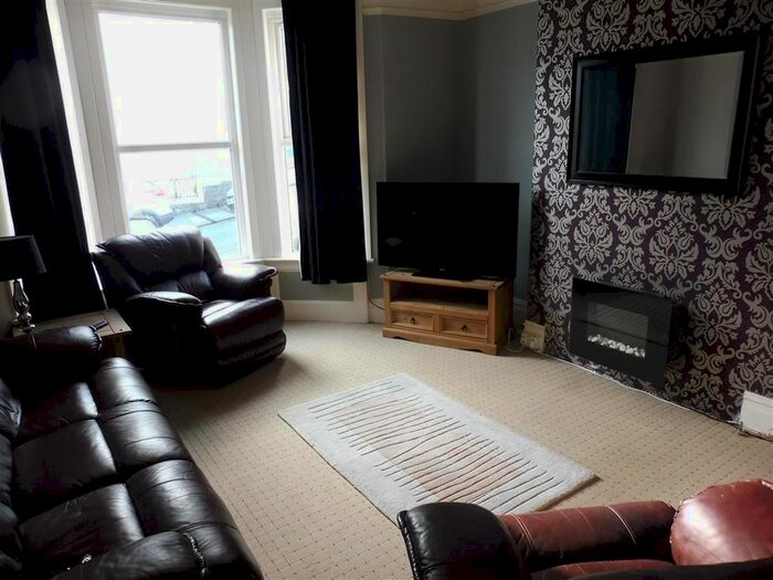 1 Bedroom Flat To Rent In Craven Avenue, Plymouth, PL4