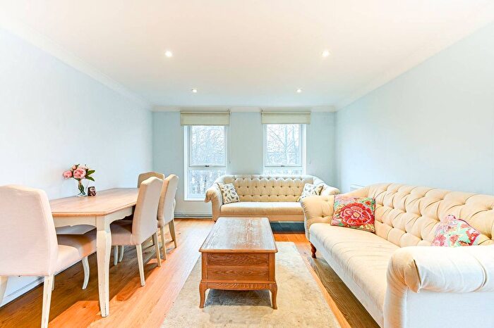 2 Bedroom Flat For Sale In Edith Terrace, Chelsea, London, SW10