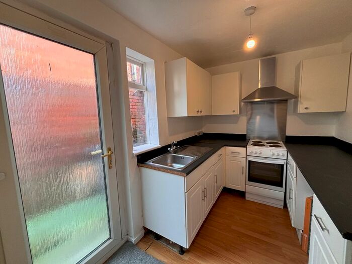 1 Bedroom Flat To Rent In Lytham Road, Blackpool, FY4