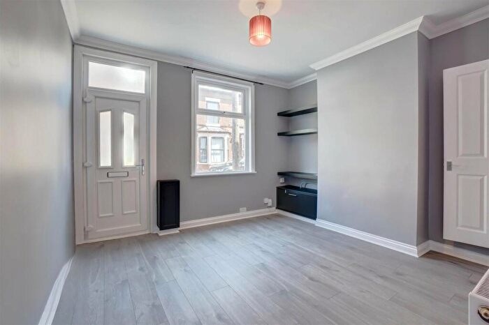 3 Bedroom Terraced House To Rent In Woolmer Road, Nottingham, Nottinghamshire, NG2