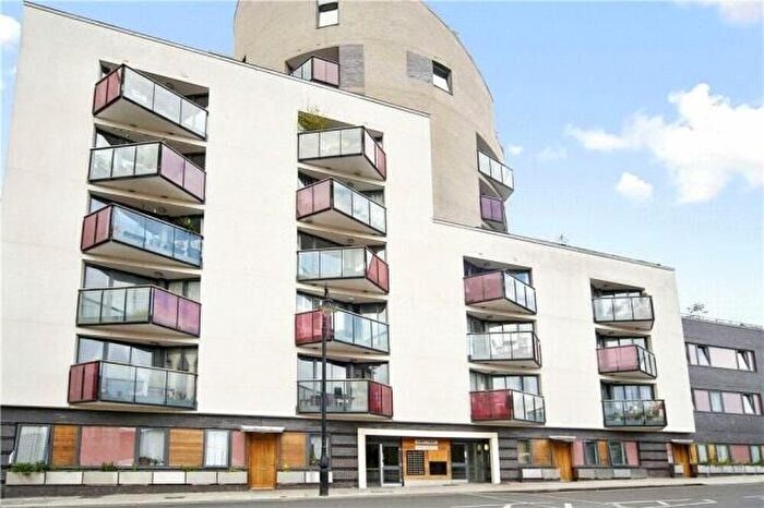 2 Bedroom Flat For Sale In Cubitt Court, Euston, NW1