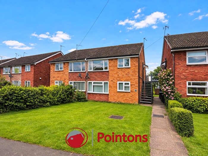 2 Bedroom Maisonette To Rent In Fieldview Close, Exhall, Coventry, CV7