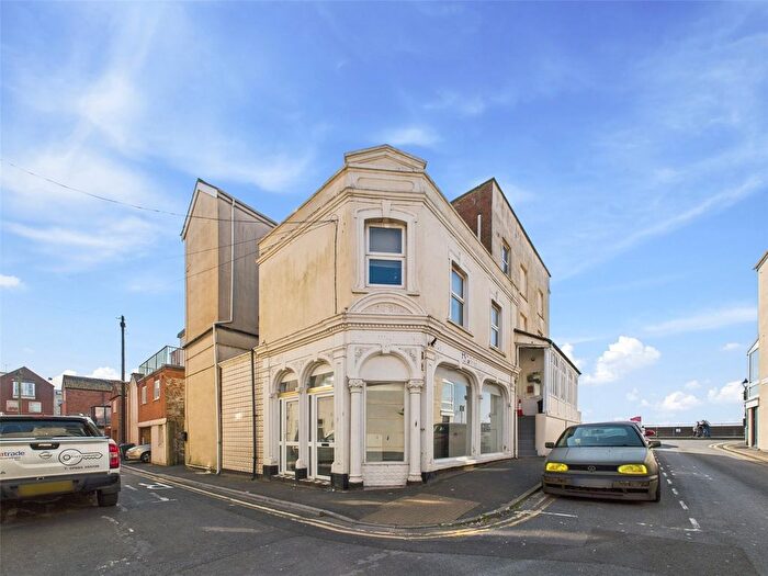 2 Bedroom Flat To Rent In Regent Street, Burnham-On-Sea, Somerset, TA8
