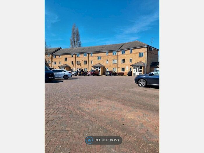2 Bedroom Flat To Rent In Beaver Close, Morden, SM4