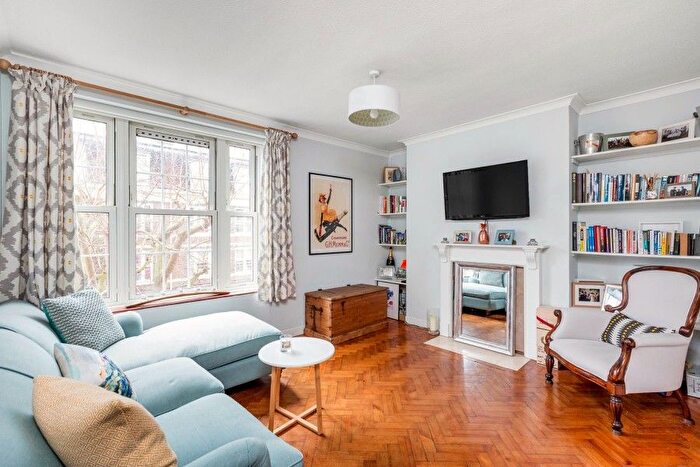 1 Bedroom Flat For Sale In John Keall House, West Putney, SW15