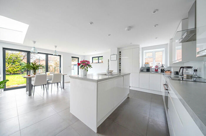 3 Bedroom Semi-Detached House For Sale In Mickle Way, Forest Hill, Oxfordshire, OX33