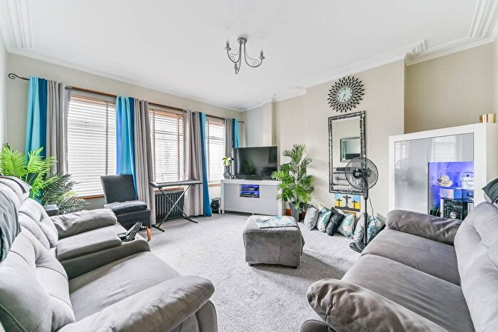 3 Bedroom Terraced House To Rent In Colliers Water Lane, Thornton Heath, CR7