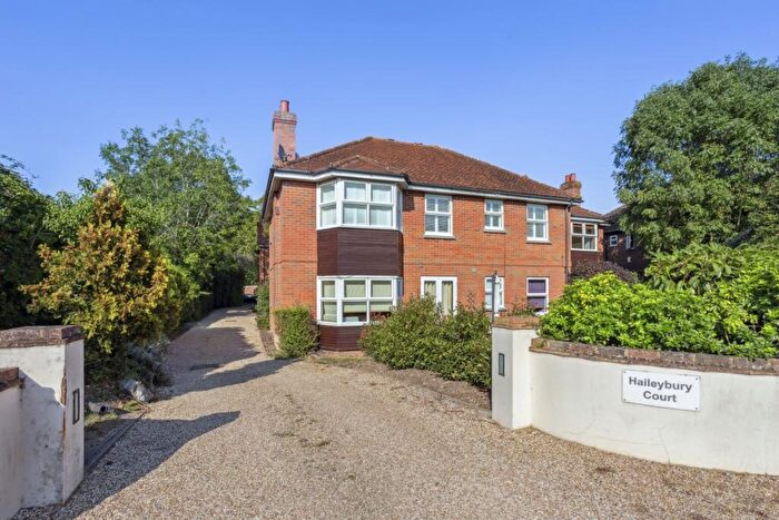 2 Bedroom Apartment To Rent In Clewer Hill Road Windsor, SL4