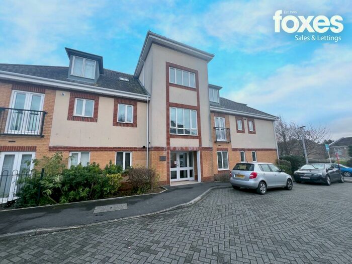 2 Bedroom Apartment To Rent In Quay House, Doulton Gardens, Poole, BH14