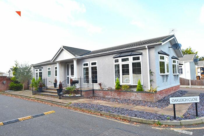 3 Bedroom Park Home For Sale In Oakleigh Close, Clacton Road, Weeley, CO16