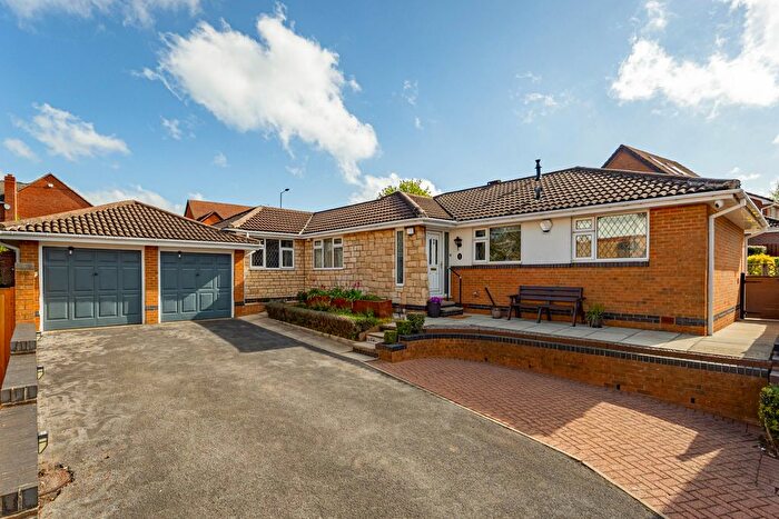 3 Bedroom Bungalow For Sale In Fulford Close, Darton, S75