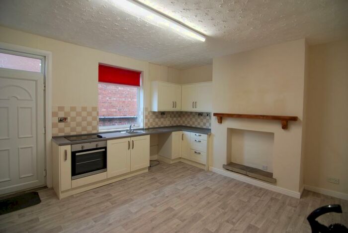 2 Bedroom House To Rent In James Street, Barnsley, S71