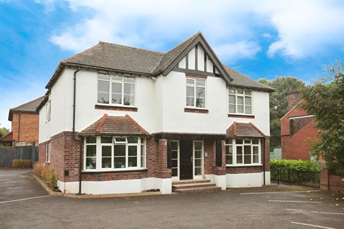 1 Bedroom Apartment For Sale In Alcester Road, Stratford-Upon-Avon, CV37