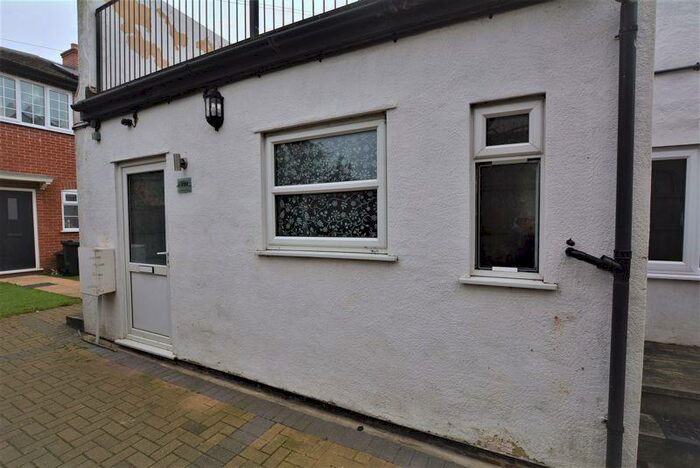 1 Bedroom Apartment To Rent In Southchurch Road, Southend-On-Sea, SS1