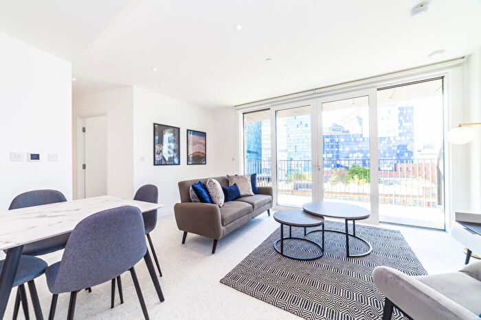 2 Bedroom Apartment For Sale In Georgette Apartments, Cendal Crescent, Tower Hamlets, London, E1