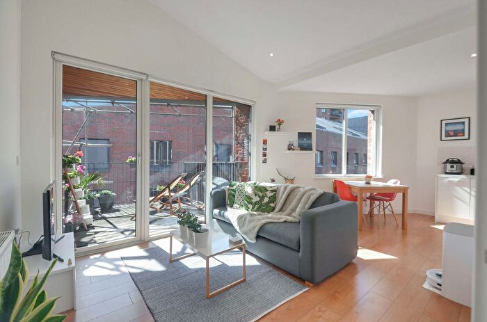 1 Bedroom Flat For Sale In Navigation Road, London, E3