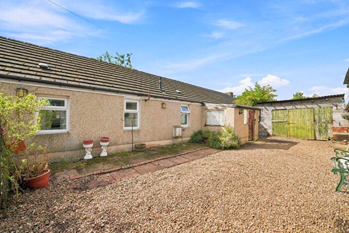 2 Bedroom Detached House For Sale In , Westend Farmhouse, Lawhill Road, Law, ML8