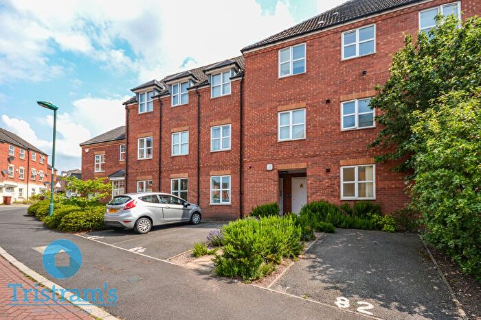 2 Bedroom Flat For Sale In Pavior Road, Nottingham, NG5